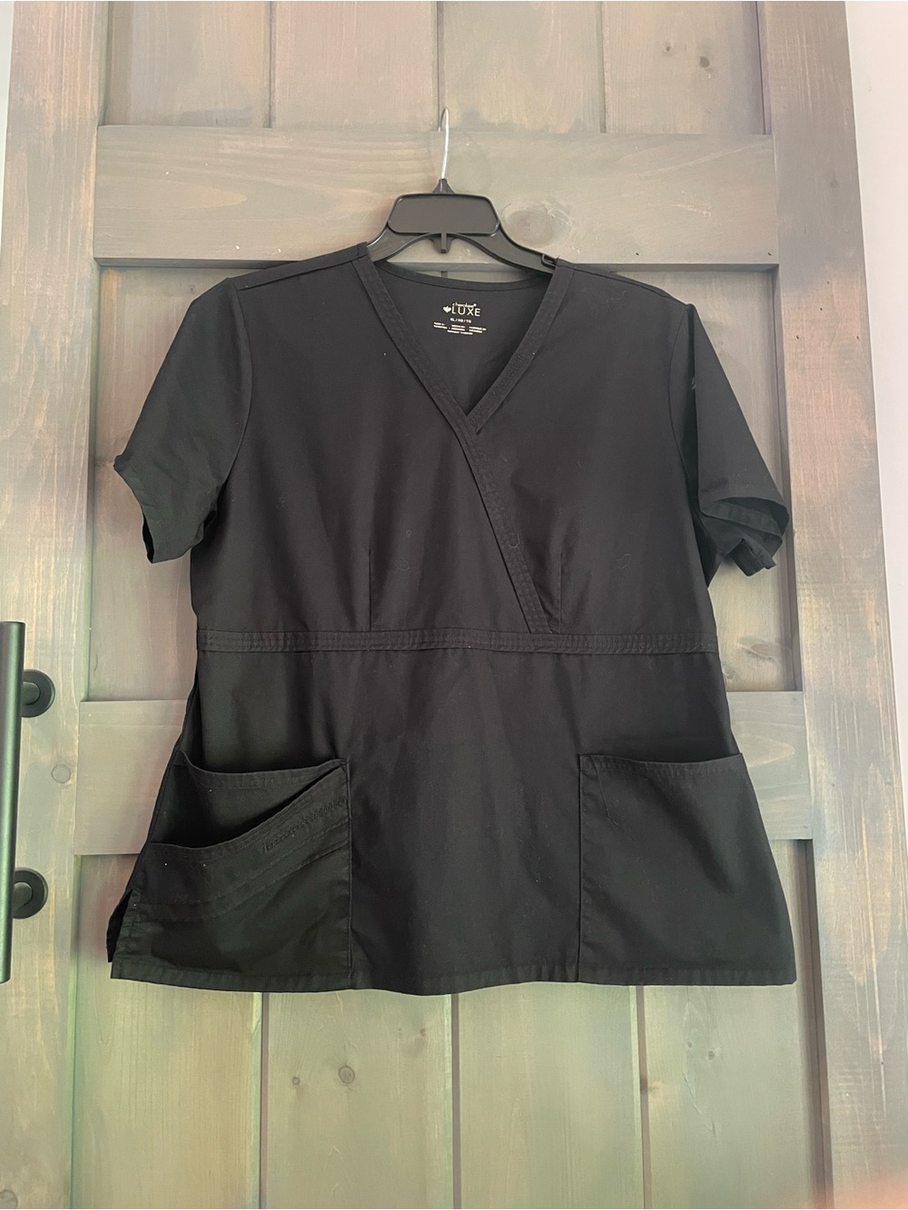 Cherokee Luxe Black V-Neck Scrub Top. XL